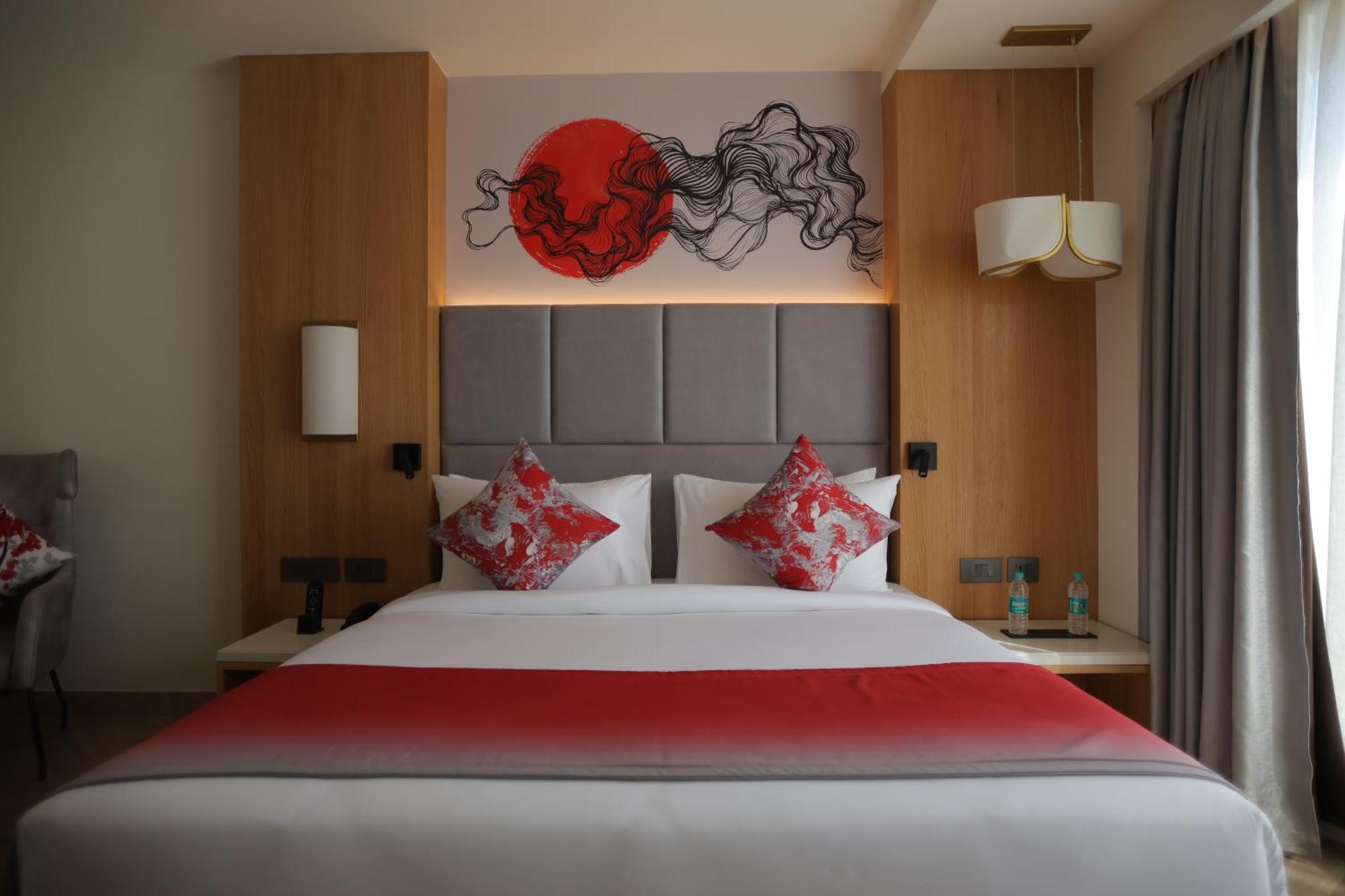 Ramada By Wyndham Gorakhpur Gorakhnath Mandir Road Hotell Exteriör bild