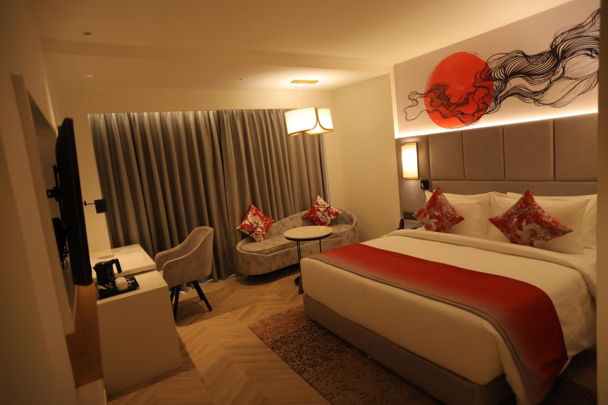 Ramada By Wyndham Gorakhpur Gorakhnath Mandir Road Hotell Exteriör bild
